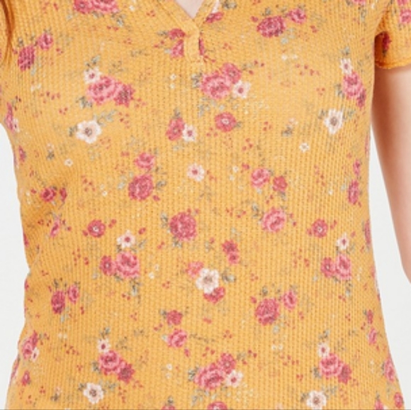 Ultra Flirt Juniors' Floral Lace-Back T-Shirt Orange Size Large - Picture 3 of 12